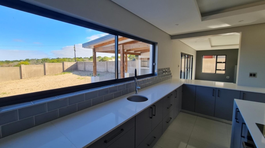 4 Bedroom Property for Sale in Dana Bay Western Cape
